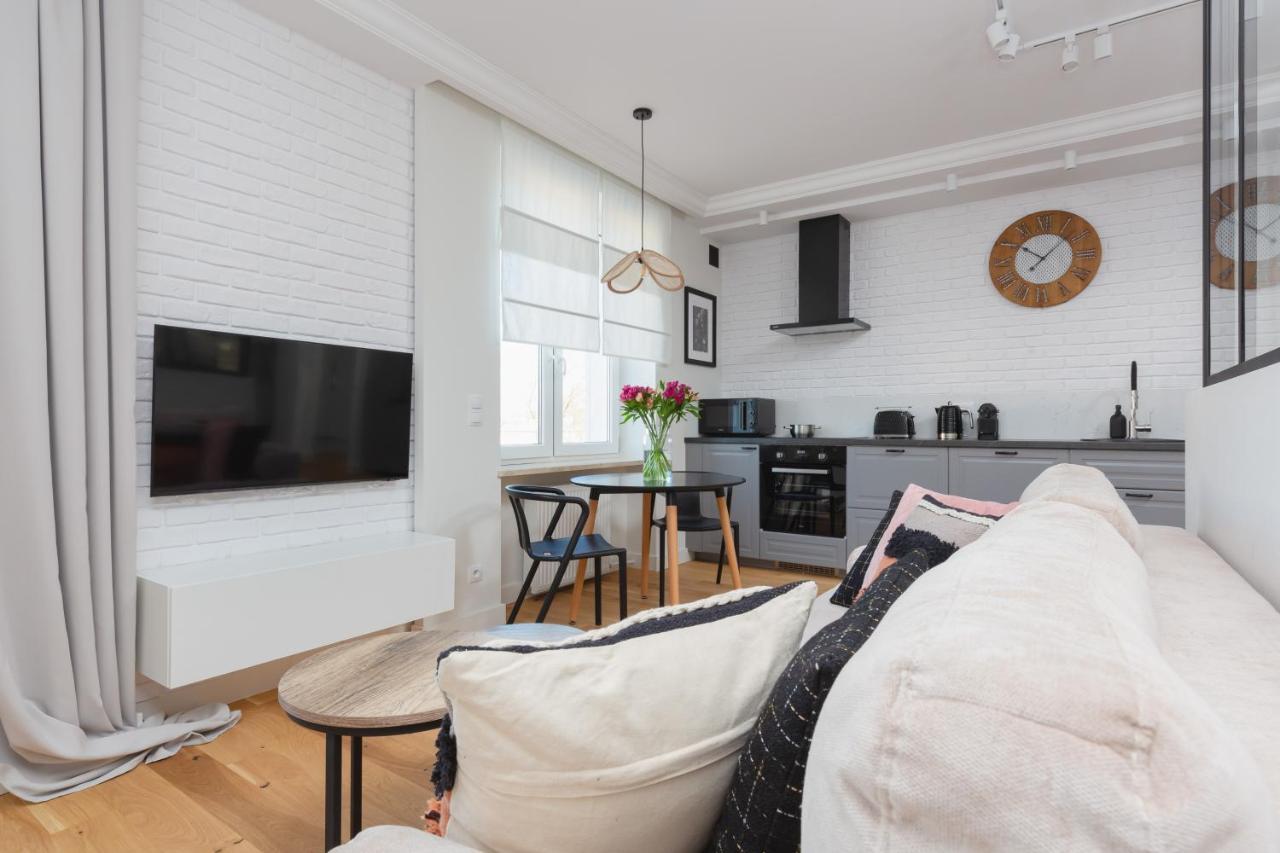 Apartment Bialobrzeska Warsaw Ochota By Renters Εξωτερικό φωτογραφία